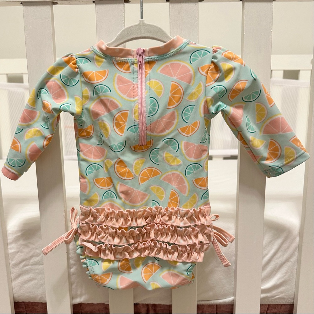 Ruffle butts Rashguard - Picture 2 of 3